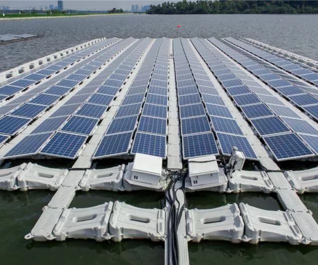 Sistema de montaje fotovoltaico flotante